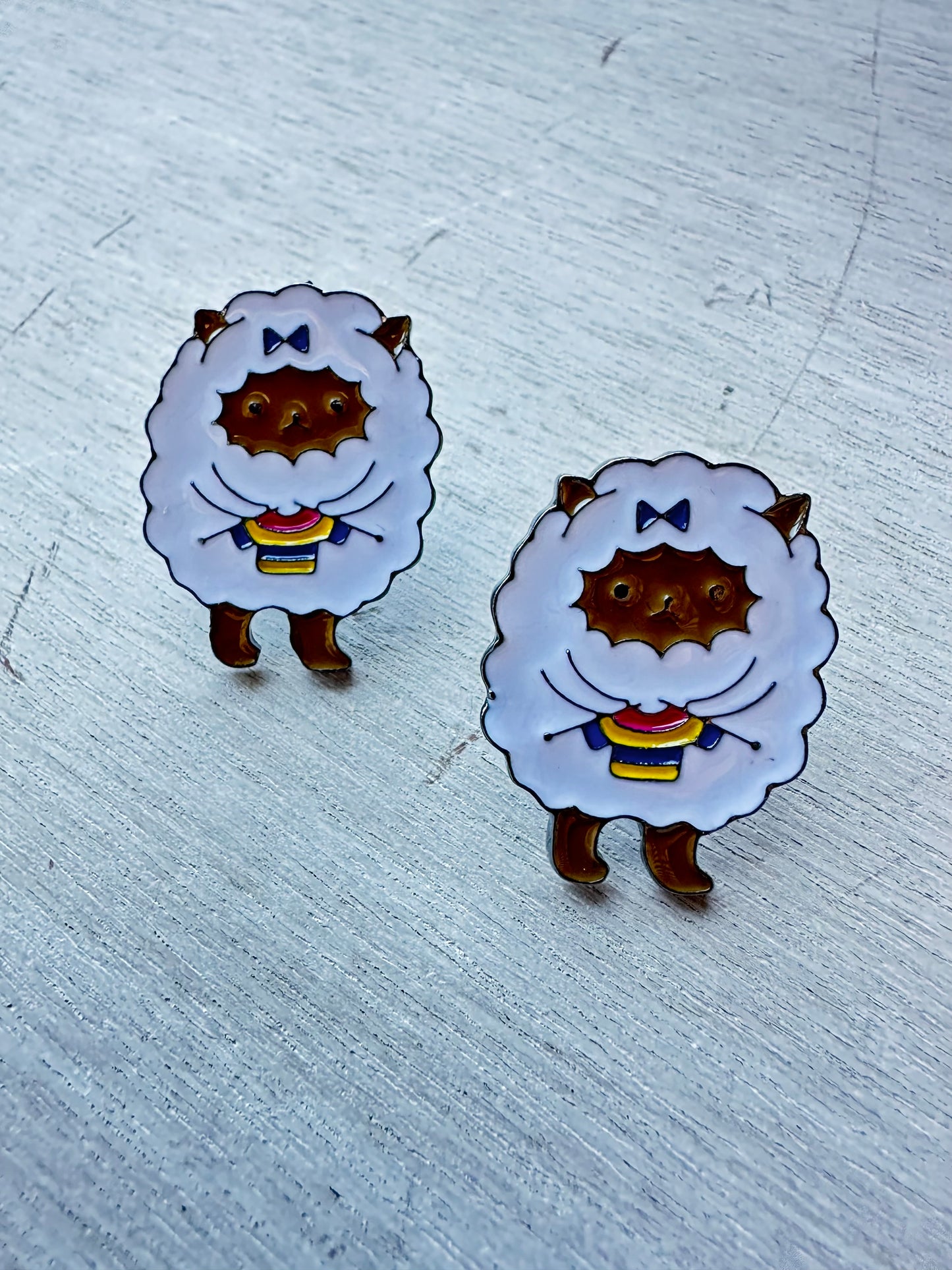 Pin Knitting Sheep