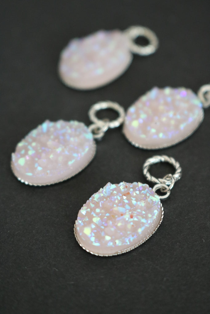 Stitch Marker - Crystal Amulet - holo white