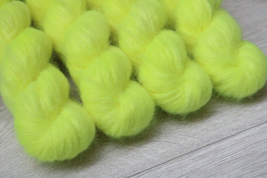 Fluffy Suri Silk - Fluor Yellow