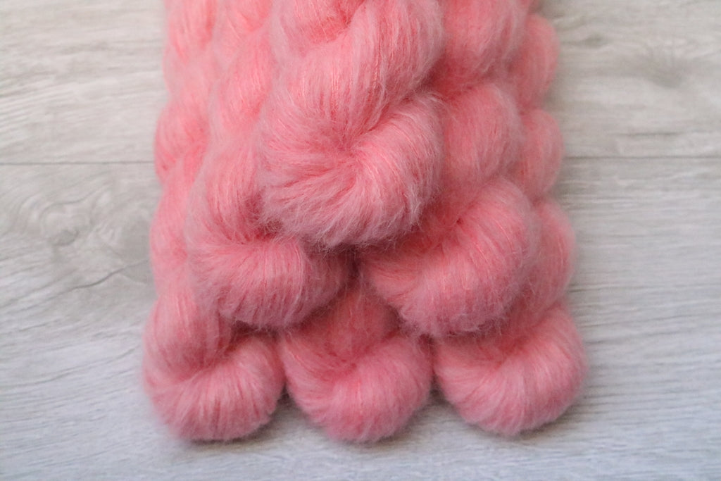 Fluffy Suri Silk - Coral