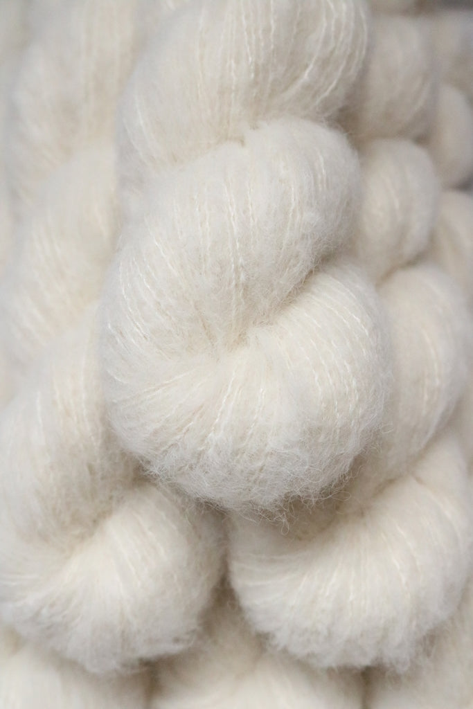 Fluffy Suri Silk - Snow