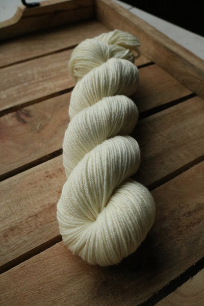 Auftragsfärbung - DK Merino - Lieferzeit 5-10 Tage