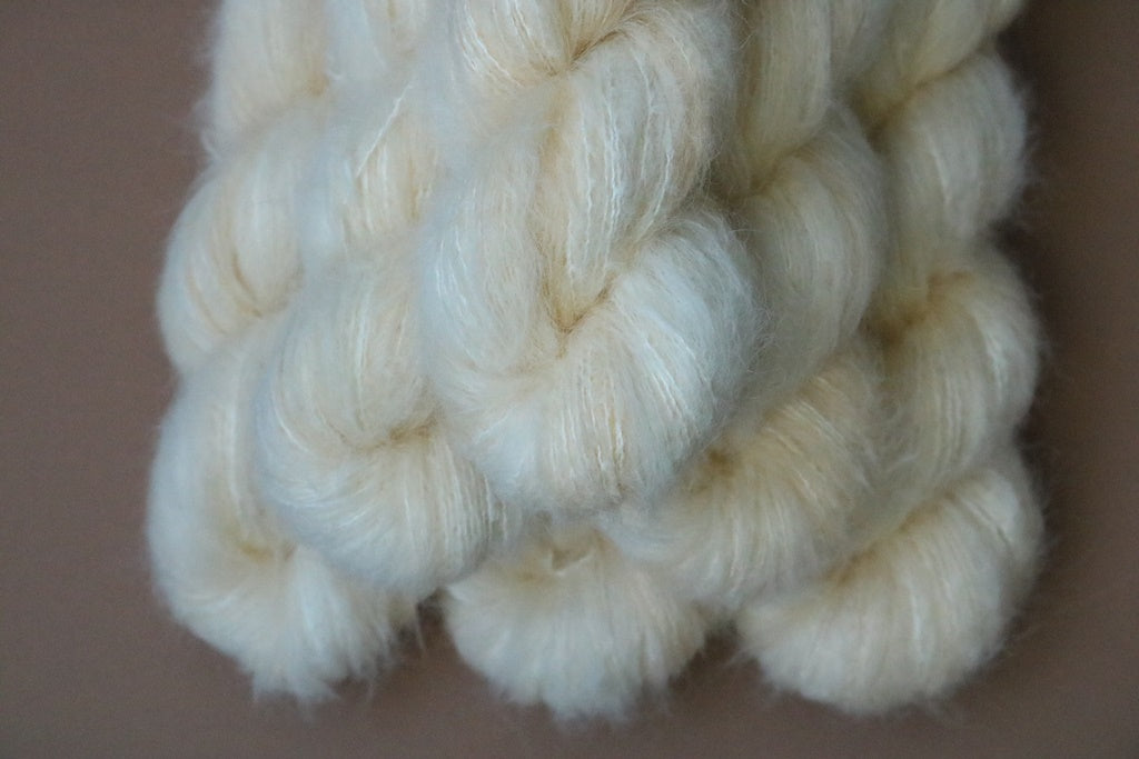 Fluffy Suri Silk - Ivory