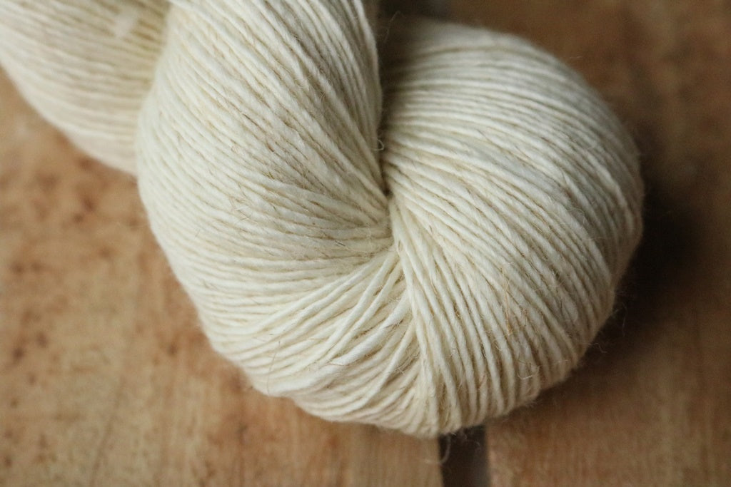 Auftragsfärbung - Merino Linen - Lieferzeit 5-10 Tage