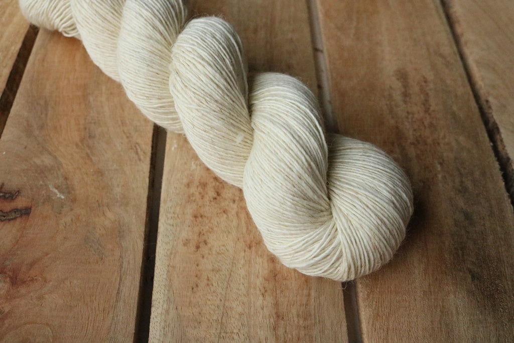 Auftragsfärbung - Merino Linen - Lieferzeit 5-10 Tage