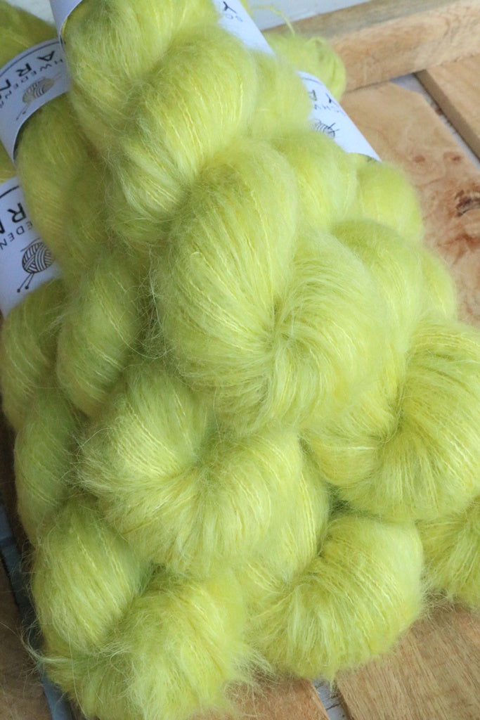 Fluffy Suri Silk - Grasshopper