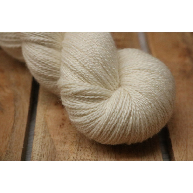 Lux Glam - dye to order Lux Glam Lace 600 Meter